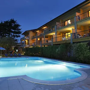 residence-spiaggia-doro.it-lombardy.com/